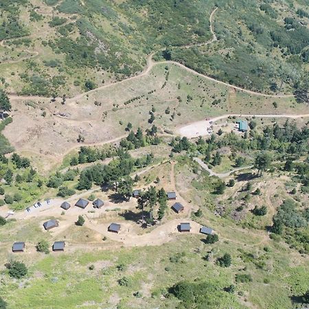 Mountain Eco Shelter 4 호텔 푼샬 외부 사진